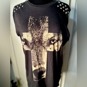 Forever 21 T-Shirt. Women’s Size Large. NWT.